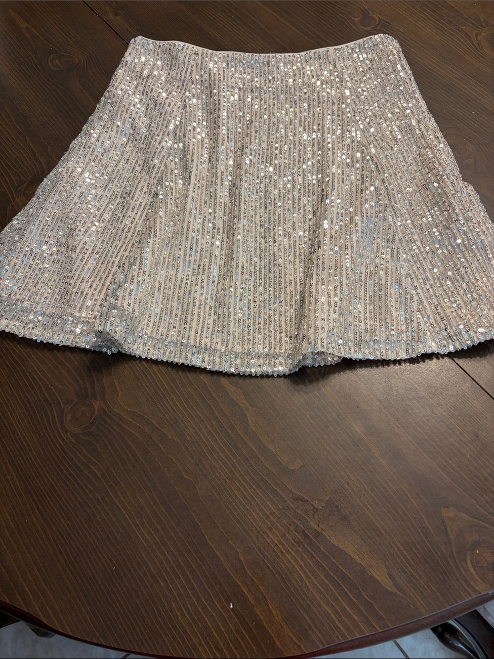 LOFT Cream Pleated Mini Skirt with Subtle Sequin Detail Sz 0